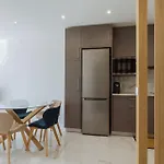 Ludan Mit Balkon * 珀彻斯